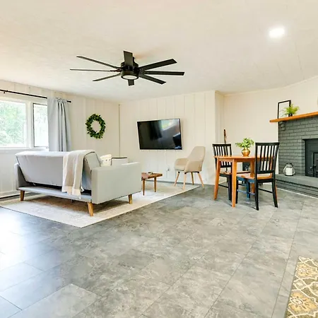 Modern Studio Less Than 13 Mi To Saratoga Racetrack!
